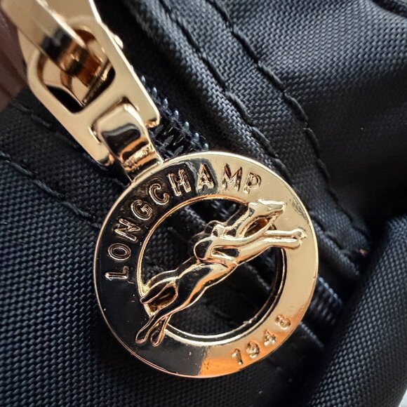 Longchamp Black Canvas Backpack With Gold Buckle And Brown Flap - Picture 10 of 10